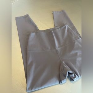 Yogalicious LUX Lavender Active Capri